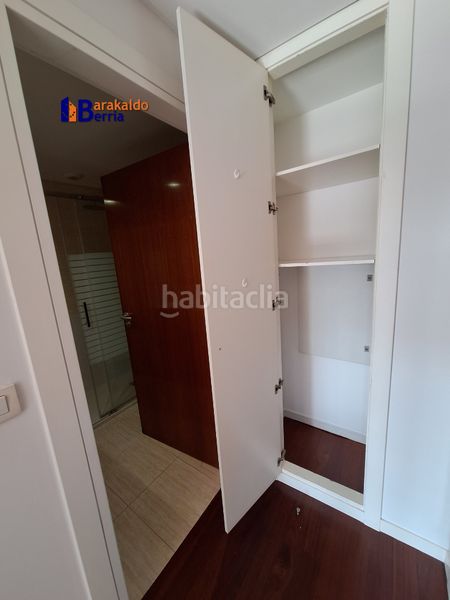 Foto cbf288b1-e969-4cb3-9e3d-274c4115fedd. Apartament amb calefacció aparcament a Bagatza - S. Vicente Barakaldo