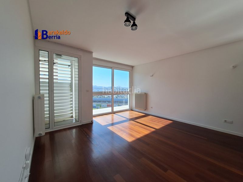 Foto dc30370d-26c9-4f4c-9997-24086aef7305. Apartament amb calefacció aparcament a Bagatza - S. Vicente Barakaldo