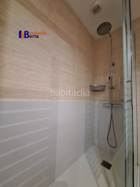 Foto f6a3a0ab-d105-4551-9a44-92d42841a94d. Apartament amb calefacció aparcament a Bagatza - S. Vicente Barakaldo