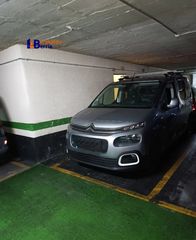 Lloguer Aparcament cotxe  San bartolomé kalea. Plaza de garaje y trastero ubicado en las torres de barakaldo.