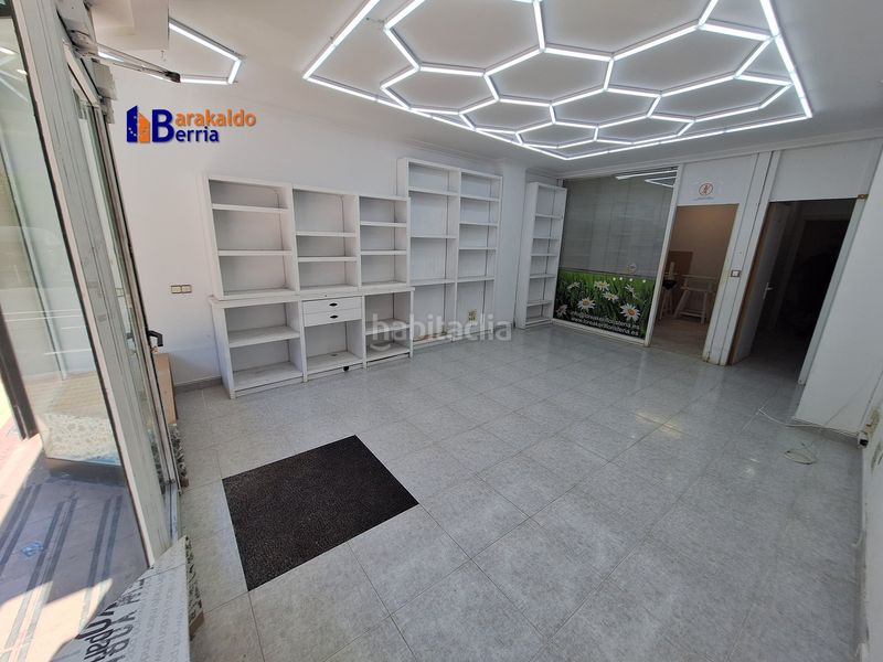 Foto 95f59b3a-ce86-48e0-aabb-14750c12d845. Rent business premise in la bondad kalea 12 in Bagatza - S. Vicente Barakaldo