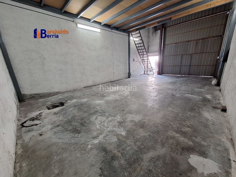 Foto a7bf8ef3-432d-40a5-8c0c-85295811bfcb. Affitto capannone industriale in Valle de Trápaga - Trapagaran