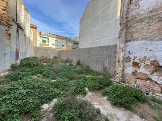 Terreny residencial a Benisanó. Solar en venta en benisano