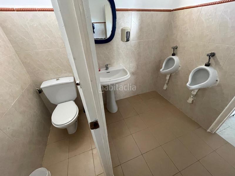 Foto d2b72609-f109-40b8-a0cd-6d22af4d5a02. Chalet  indepeniente con licencia de bar en Llíria