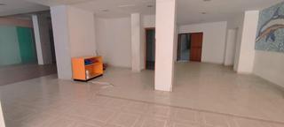 Location Local commercial  Duque de liria. Excelente local comercial