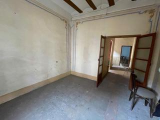 Maison à Santa Bárbara. Casa céntrica zona san francisco en  liria pueblo