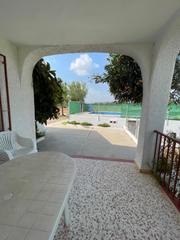 Xalet a Benaguasil. Chalet rustico para disfrutar de paz sin estar muy lejos de la p