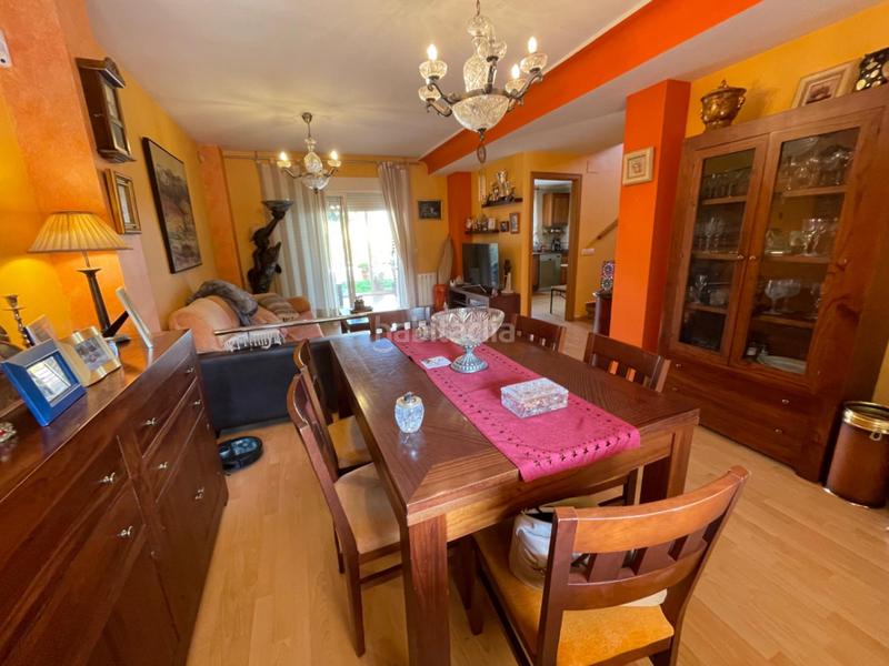 Foto 60be004d-28a1-4b43-baed-dda6e43398de. Xalet amb aparcament piscina a Urbanizaciones Llíria