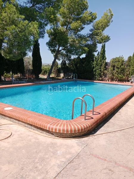 Foto 45ab8500-06b5-49a2-9e76-ae97fbb00d22. Xalet amb aparcament piscina a Urbanizaciones Llíria