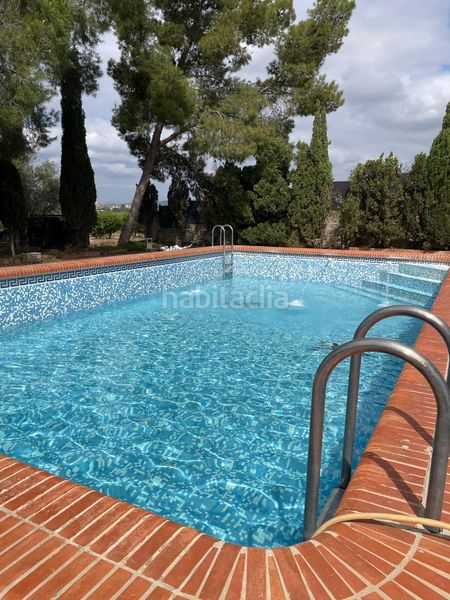 Foto db676fa0-70e4-4568-9fa2-95444a09ac15. Xalet amb aparcament piscina a Urbanizaciones Llíria