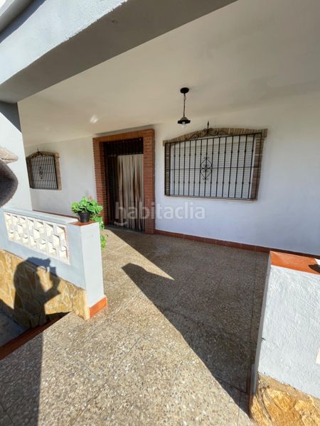 Foto fda74b26-3e34-4e66-a93b-4d160ff12914. Xalet amb aparcament piscina a Urbanizaciones Llíria