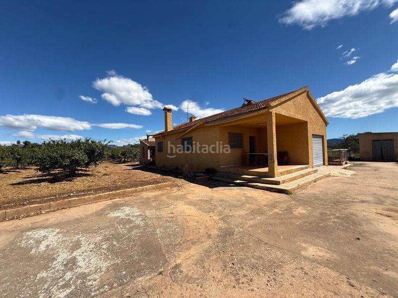 Foto f3f59420-9617-4894-8ec7-1e1769efc039. Xalet amb aparcament piscina a Urbanizaciones Llíria