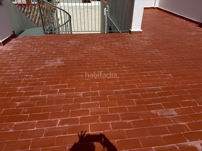 Foto 03b2e681-b3a6-4bb5-86ac-7369b62a6f72. Casa amb calefacció a Núcleo Urbano Pobla de Vallbona (la)
