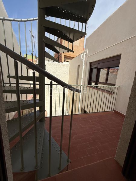 Foto 170718d9-fbf5-4e1d-8a71-7cdae2597ad9. Casa amb calefacció a Núcleo Urbano Pobla de Vallbona (la)