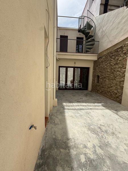 Foto 2e6f4daa-203c-436c-9d71-166407c1672a. Casa amb calefacció a Núcleo Urbano Pobla de Vallbona (la)