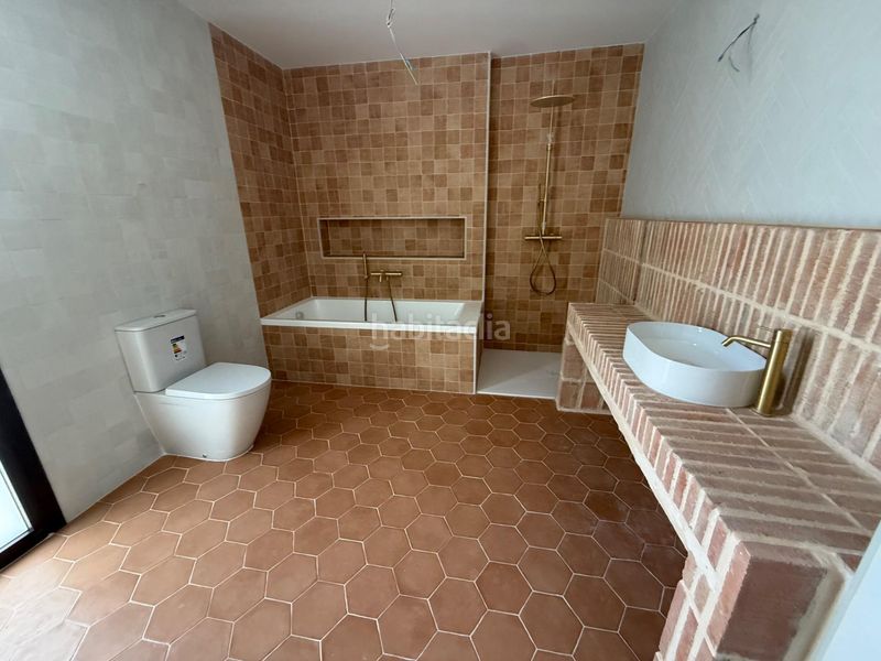 Foto b0890c4e-79b3-40b9-8c5c-ccf3eea60004. Casa amb calefacció a Núcleo Urbano Pobla de Vallbona (la)