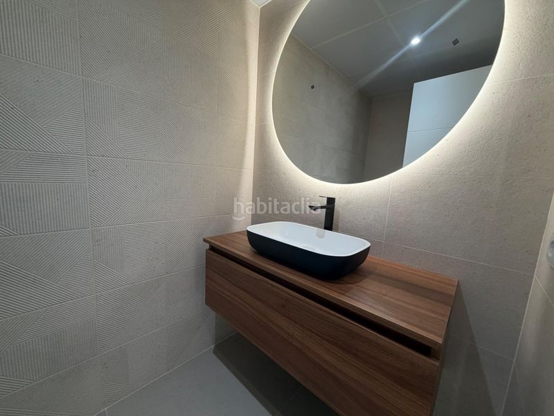 Foto 335a876d-7e7a-4da8-9429-73f396222e13. Casa amb piscina a Benissanó