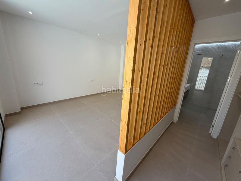 Foto d5d547eb-5c5f-45b5-b8cb-35ebeeb1e1d9. Casa amb piscina a Benissanó