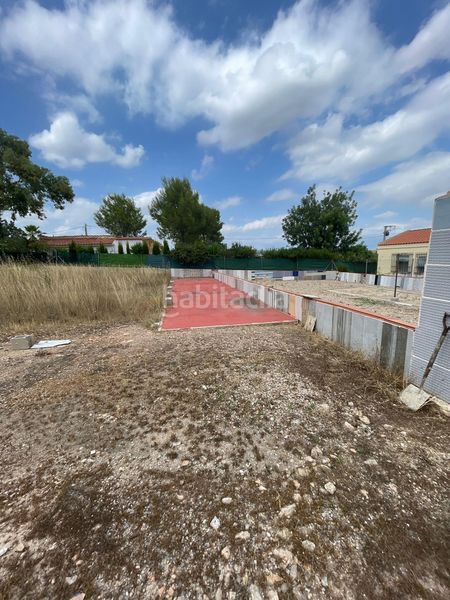 Foto f5726036-1c89-4c4b-b331-3d29ceaac32b. Xalet amb aparcament piscina a Vilamarxant