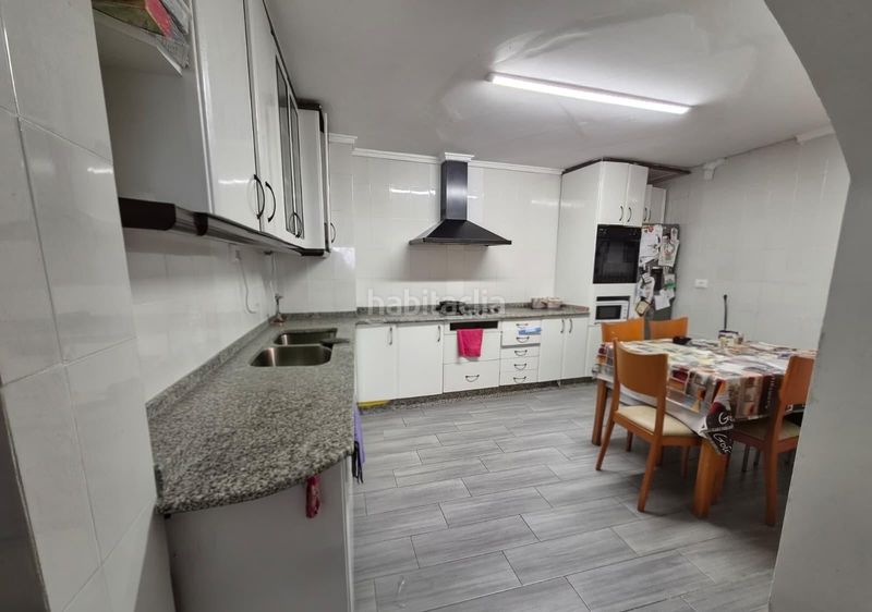 Foto fc66cd4c-a6e2-4c6d-930a-dd6490bd891d. Casa a Casco Antiguo Llíria