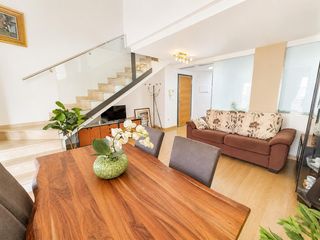 Duplex in Casco Antiguo. Elegante dúplex reformado en lliria con plaza de garaje