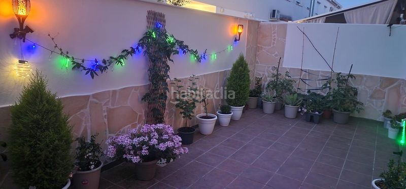 Foto 2f7b8b0b-5c80-4ee2-8fec-65771c44da00. Casa amb aparcament a Marines