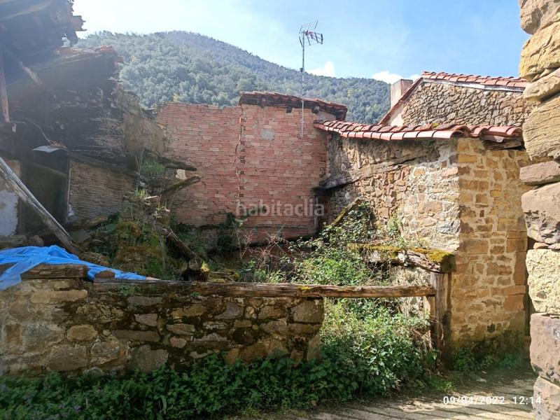 Foto 6cfed598-0ab2-4af0-b388-1f834272b0a1. Finca rústica terreno urbano con proyecto incluido en Potes