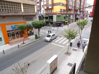 Location Local commercial à El Parque - Zapatón. Local comercial en entresuelo en torrelavega.
