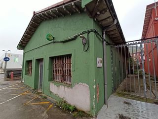 Lloguer Local Comercial a Inmobiliaria - Barreda. Local comercial diáfano en barreda