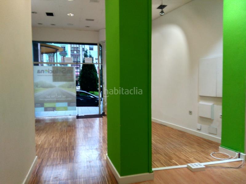 Foto 8f2a7d79-321d-4c51-9f1c-9b6150a5795a. Location local commercial dans Centro Torrelavega