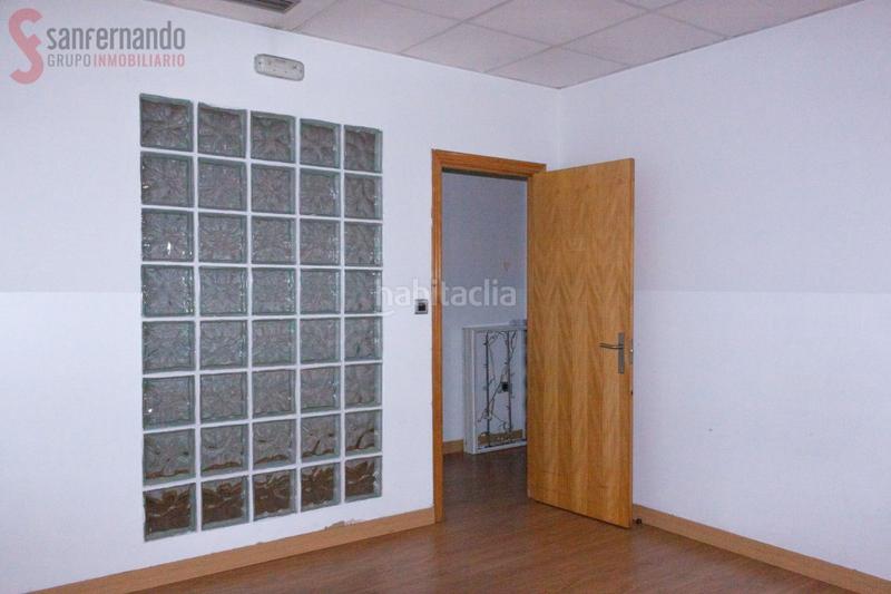 Foto 520068c1-f35f-49d7-be3e-c47bbb781f84. Alquiler local comercial en Centro Torrelavega