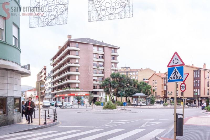 Foto 81bc4c7b-d50d-4ea5-99bd-ba28f853440a. Local comercial a Centro Torrelavega