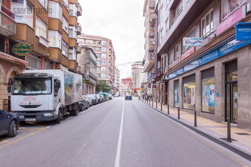 Foto ed04f242-7dca-4d1b-a14c-68ac64d88bc1. Local comercial a Centro Torrelavega