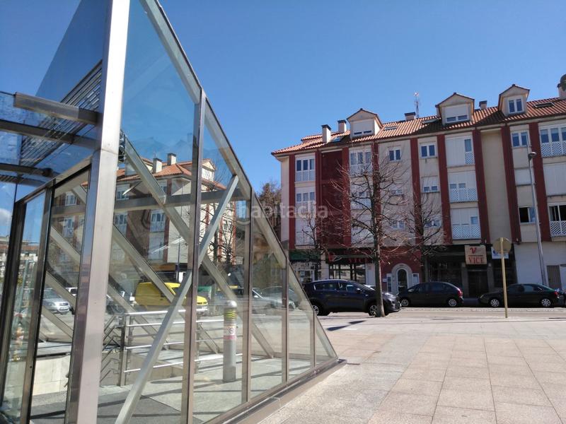Foto c08c8478-dc0c-442c-b6ac-6671715f65cc. Aparcament cotxe a Centro Torrelavega