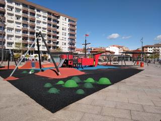 Aparcament cotxe a Centro. Plaza de garaje