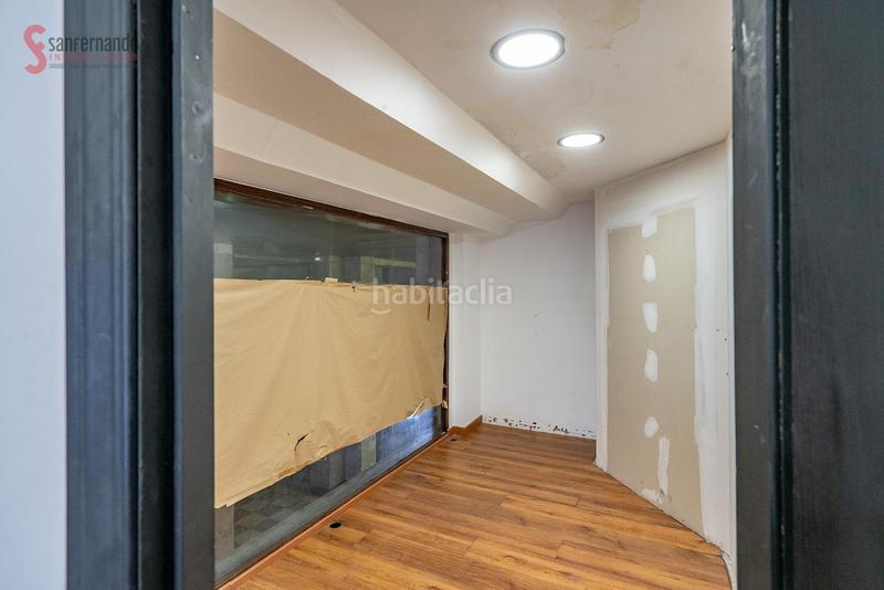 Foto 9c2109fb-de8f-476c-8f87-7a218d649350. Local comercial a Centro Torrelavega