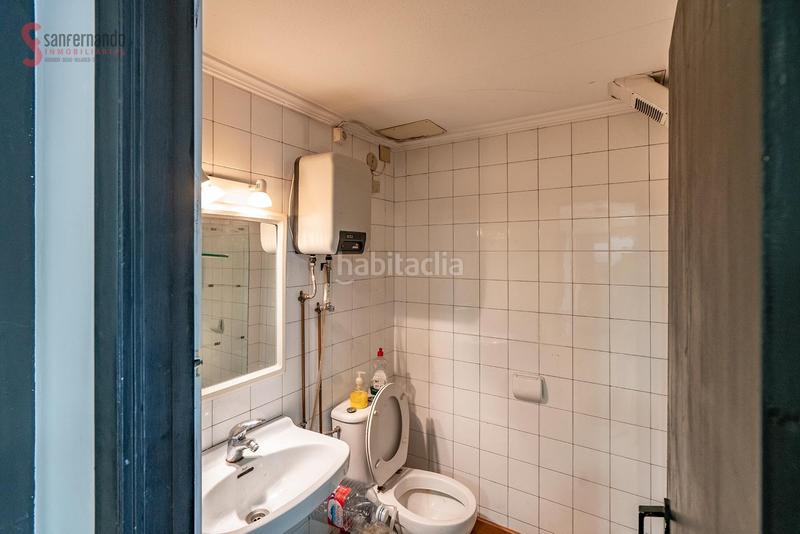 Foto c707af76-cfe9-40b3-939f-3d02e20575fd. Local comercial a Centro Torrelavega