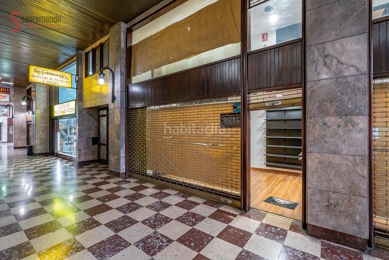 Foto e082e53f-fd49-489e-a11b-e66df2d61724. Local comercial a Centro Torrelavega