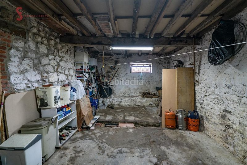 Foto 372770d5-ef4c-4085-8812-e8ba7c8522c8. Casa aparellada a Nueva Ciudad Torrelavega