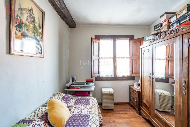 Foto c2866311-a505-4f6d-a7ee-7e388301916b. Casa aparellada a Nueva Ciudad Torrelavega