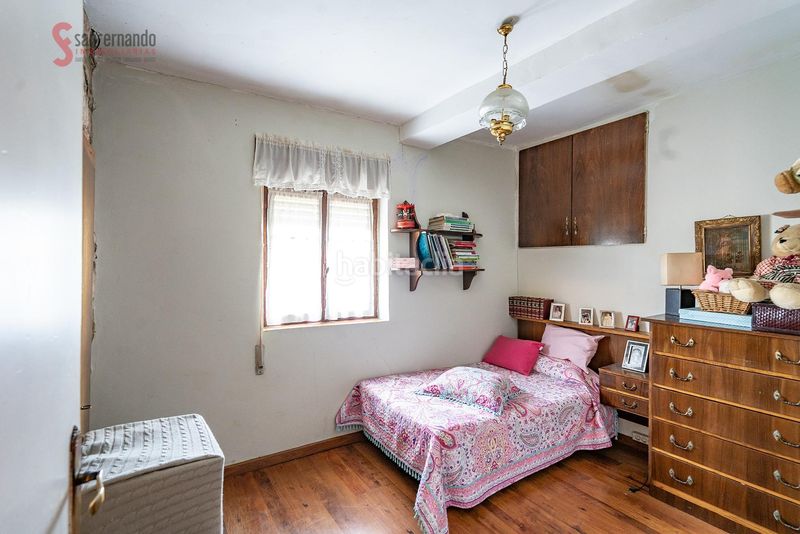 Foto d7b70b80-131b-4c87-bdfe-028ef86cf93a. Casa aparellada a Nueva Ciudad Torrelavega