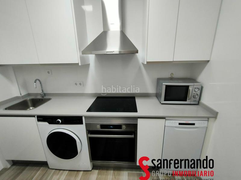 Foto 168a6a34-70ec-4c1f-b0a5-b8fc8fdd6afe. Rent flat with heating in Numancia - San Fernando Santander