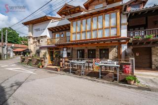 Maison à Ruente. Negocio de hostelería y restauración en ucieda