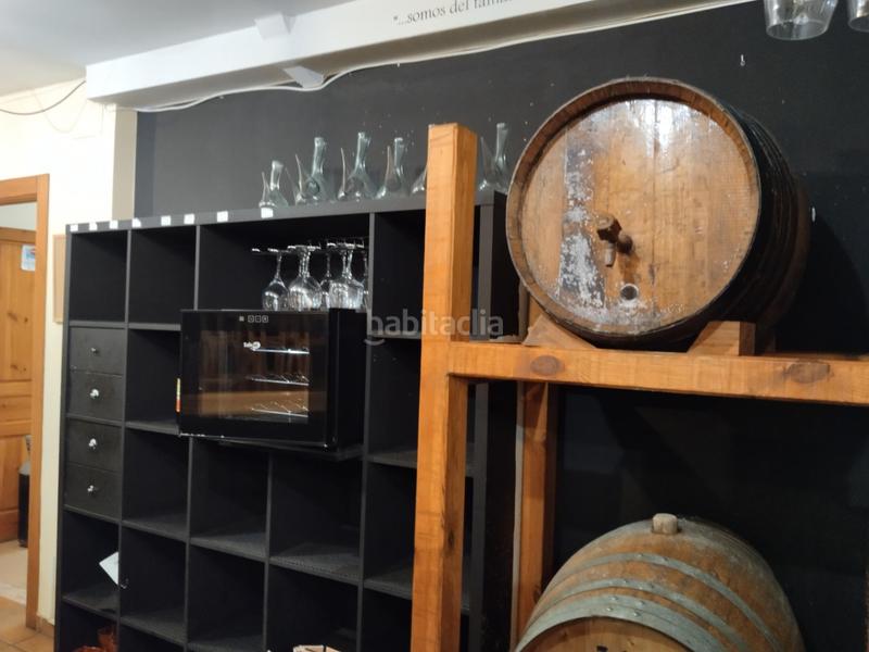 Foto 6a5b59e9-7c71-4d47-90c6-acaccf74c93d. Alquiler local comercial local de hosteleria en el centro en Torrelavega