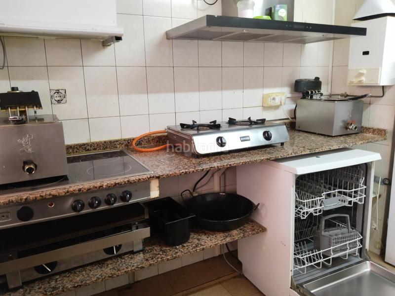 Foto f51b8c8b-ff57-4f9d-a1f3-132e55f5363c. Alquiler local comercial local de hosteleria en el centro en Torrelavega