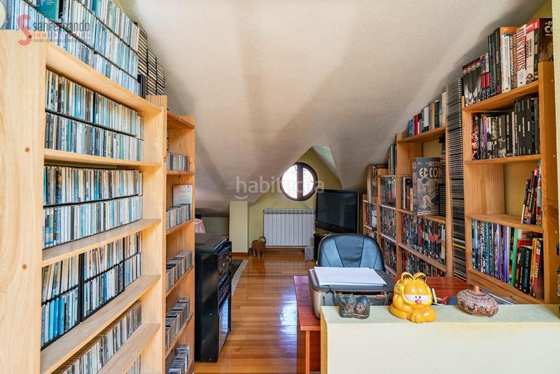 Foto 20a19943-bb15-4049-8660-202c299ccd60. Maison jumelée avec chauffage parking piscine dans Alisal - San Román Santander