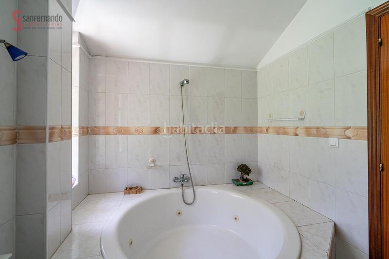 Foto 80558e7a-d9d1-47a4-ae64-d98d9dde9928. Maison jumelée avec chauffage parking piscine dans Alisal - San Román Santander