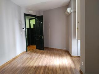 Alquiler Oficina en Centro. Oficinas en el bulebar demetrio herrero