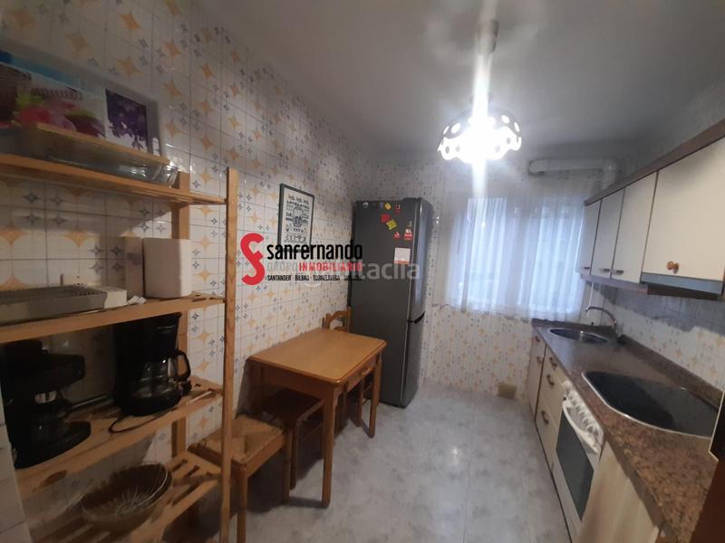 Foto 323e364c-7e60-4d14-9793-301a3745f340. Rent flat with heating in Cuatro Caminos Santander