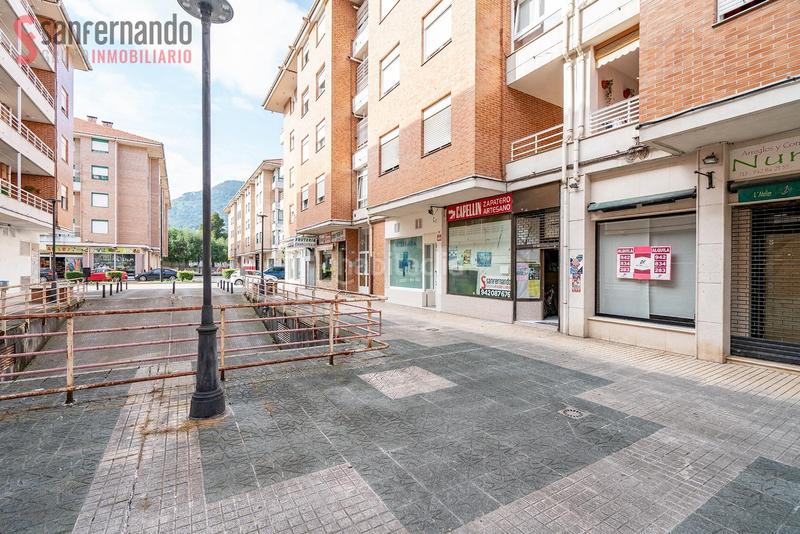 Foto af9933d1-866d-4f06-9efe-dff930aa4869. Geschäftsraum in Corrales de Buelna (Los)